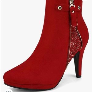DREAM PAIRS NWT high heel ankle booties